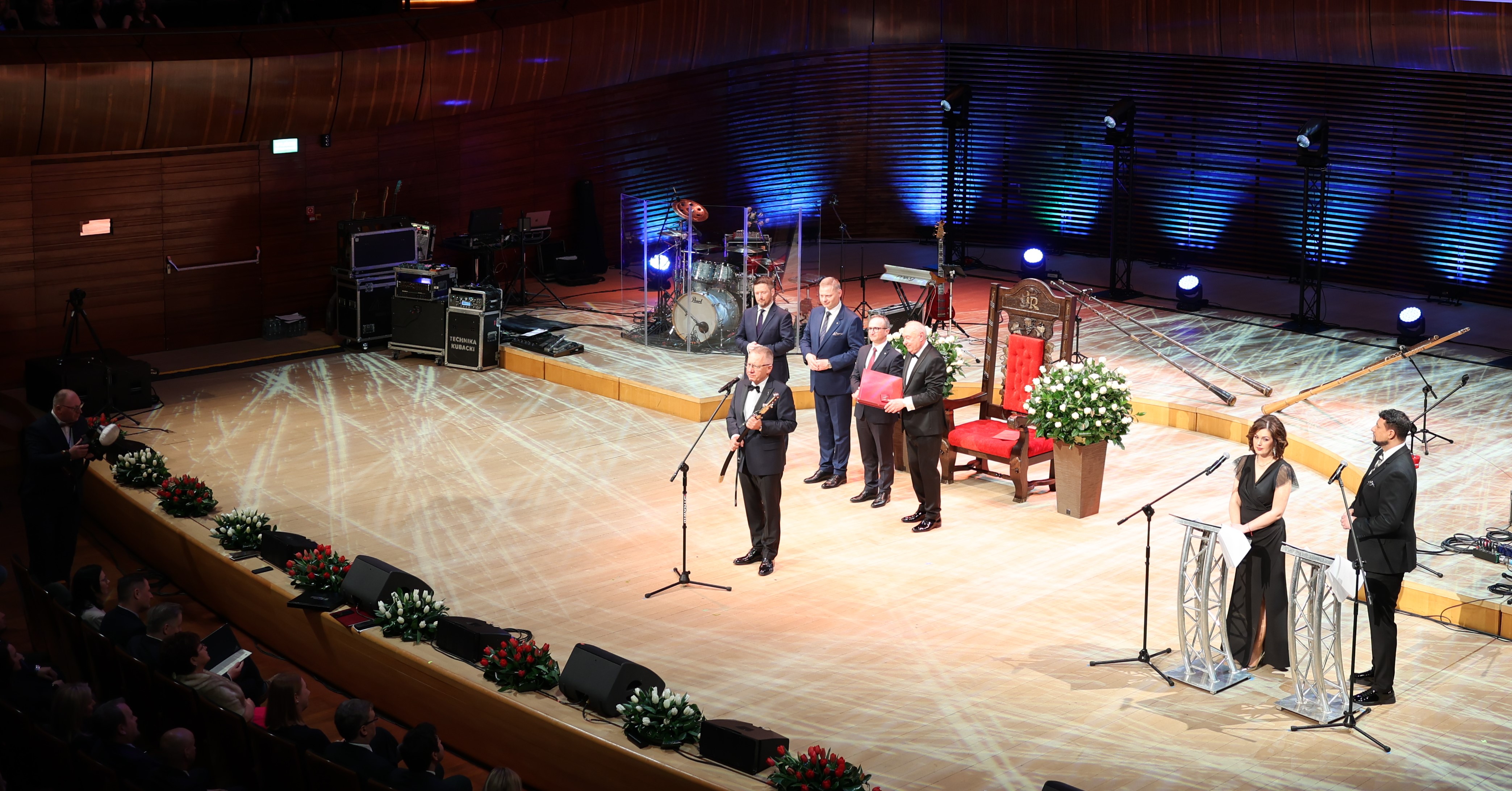 KANCLERZ AKADEMII ŚLĄSKIEJ NAGRODZONY ZA WKŁAD W ROZWÓJ POLSKIEGO RZEMIOSŁA