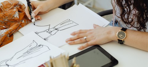 PROJEKTOWANIE UBIORU - "Z MODĄ NA TY"